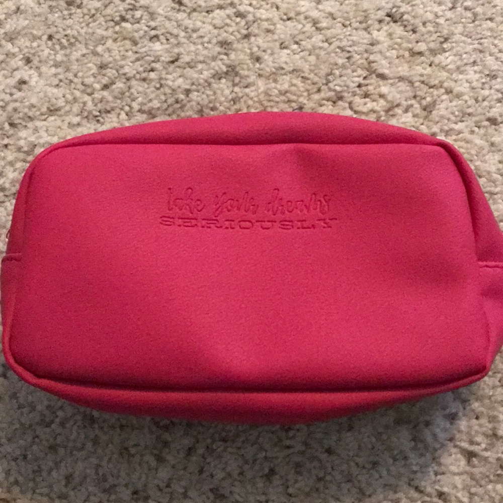 ⭐️ 3 for 10 ⭐️Never used make up bag